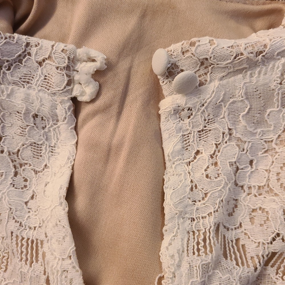 Love,fire blouse size S cream/tan - Picture 10 of 13